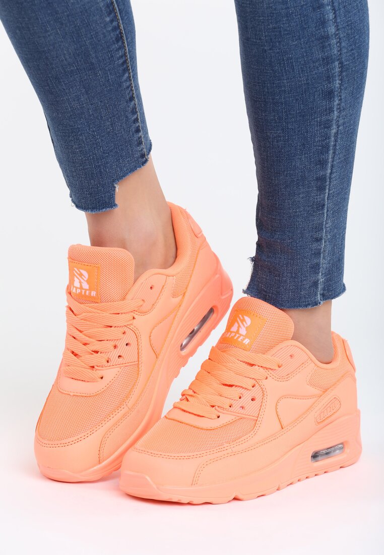 Кроссовки 40 размер женский купить. Nike Air 27 c женские оранжевые. Кроссовки с оранжевой подошвой. Кеды с оранжевой подошвой. Ярко оранжевые кроссовки женские.