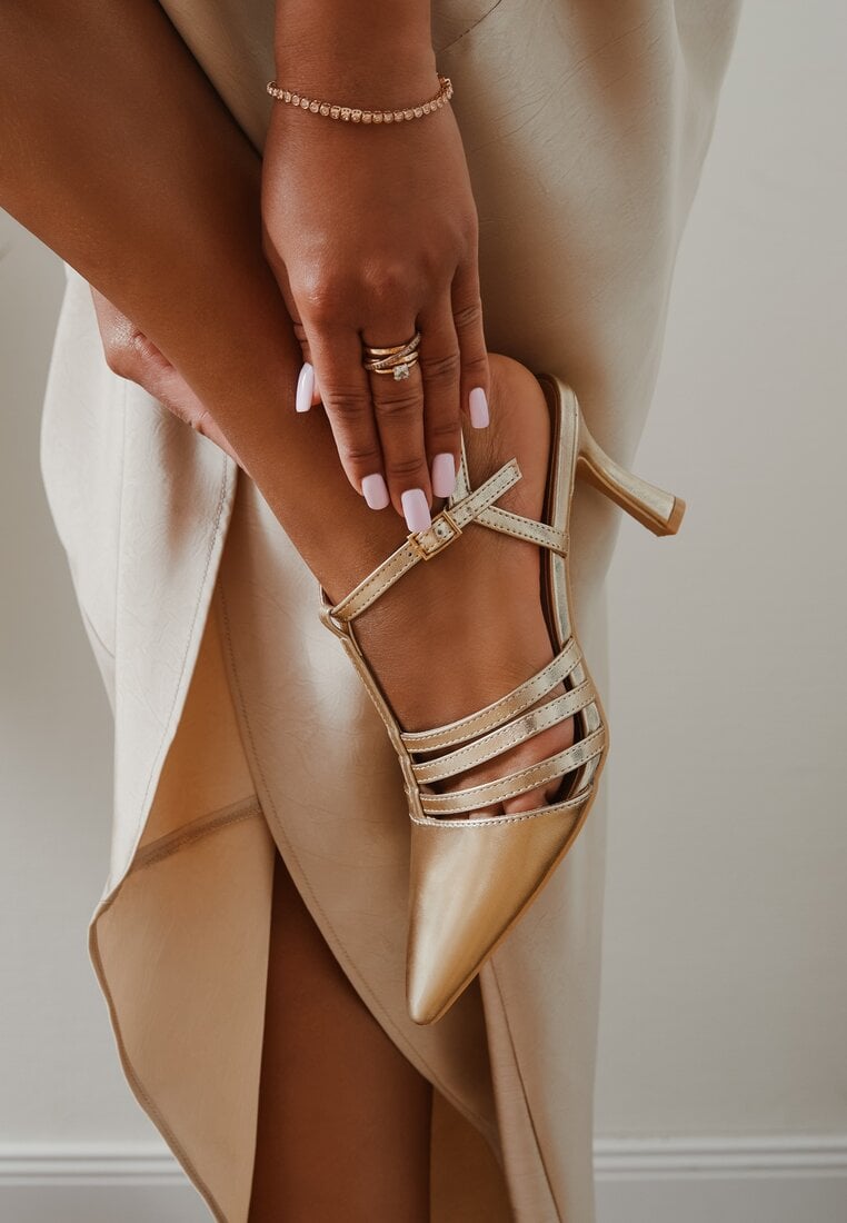 Золоті Босоніжки