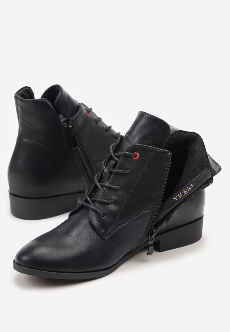 Чорні Черевики