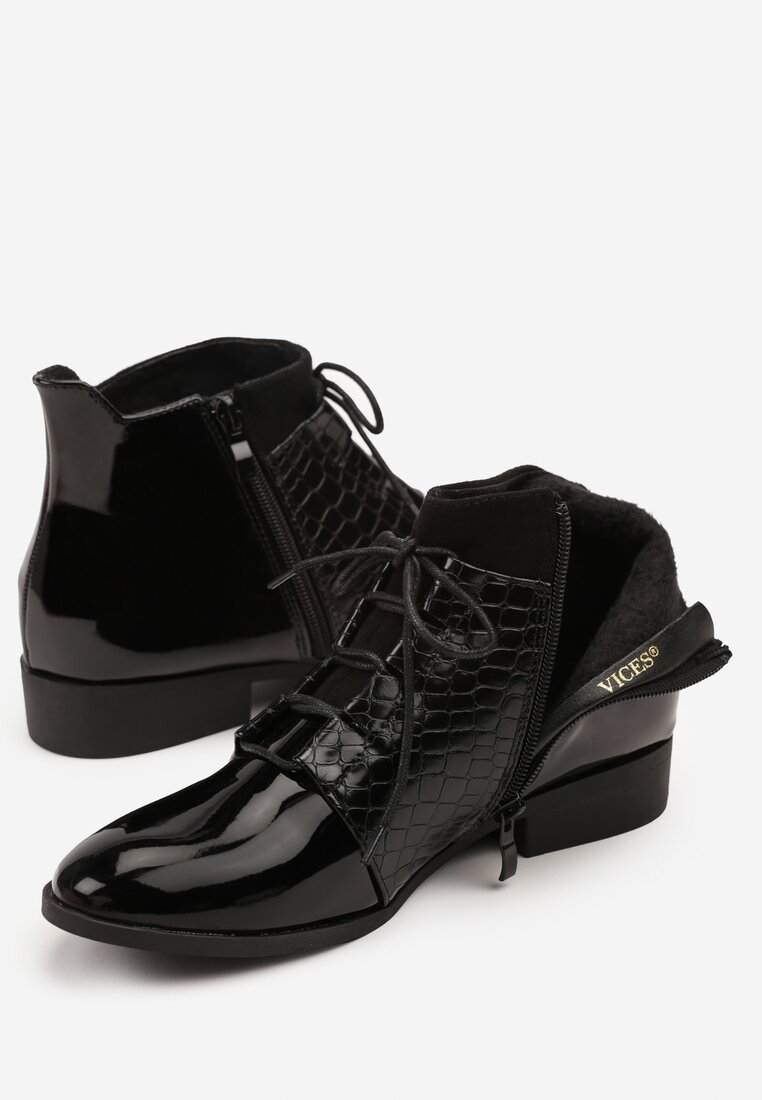 Чорні Черевики