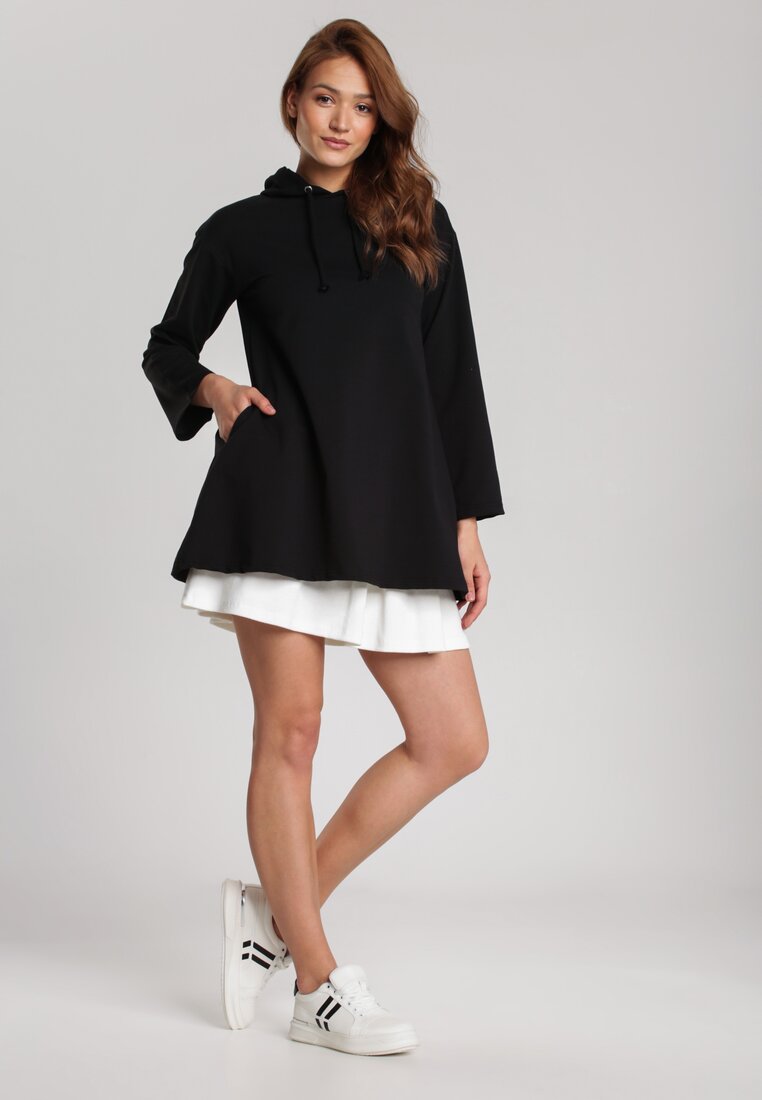 

Чорна Туніка, Чорний