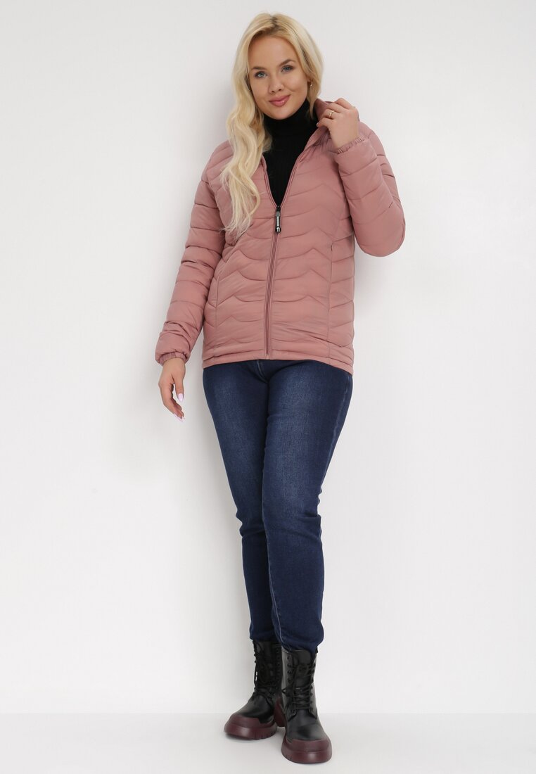 

Рожева Куртка, Рожевий