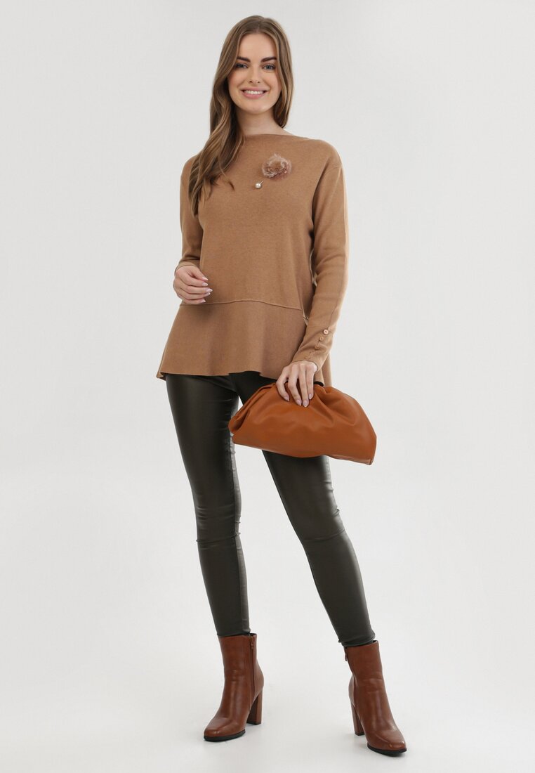 

Бежевий Светр