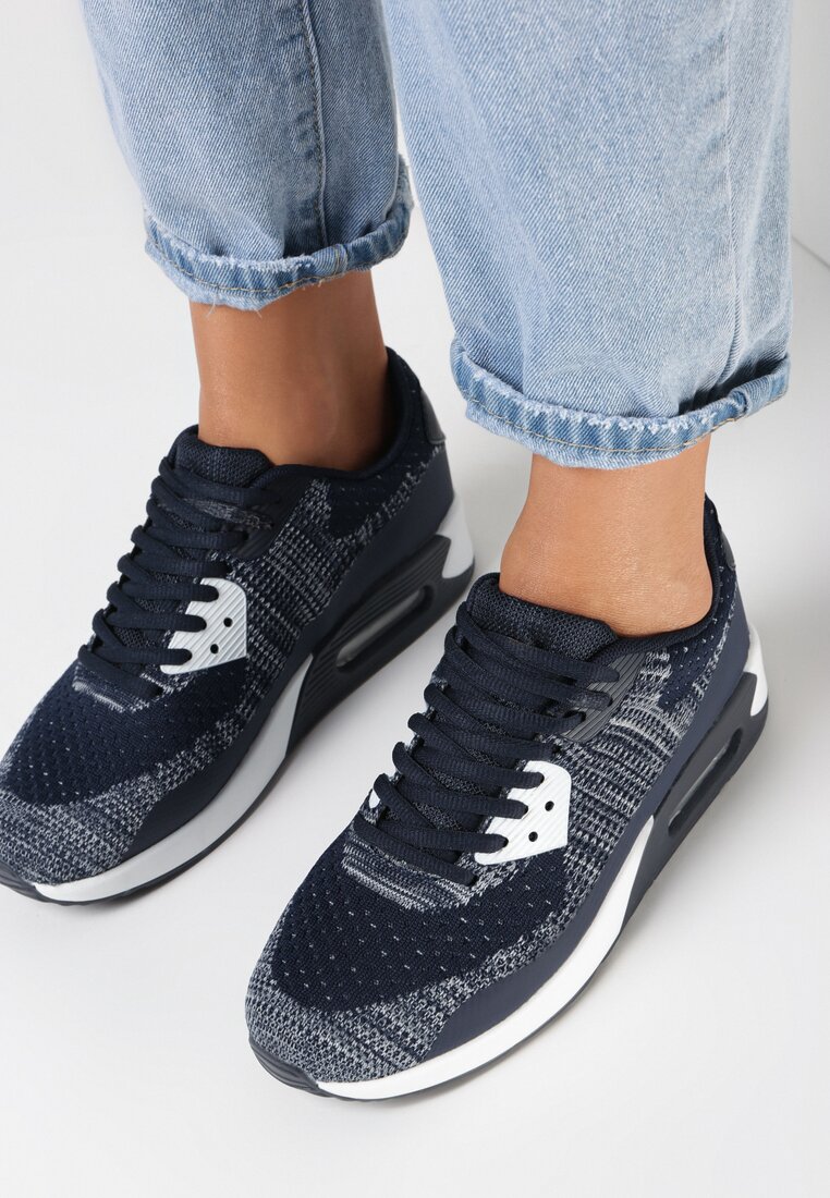 

Сині Снікерси, Синій