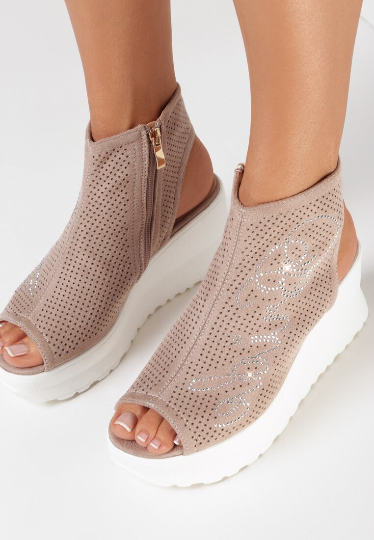 

Ясно-Бежеві Босоніжки, Бежевий