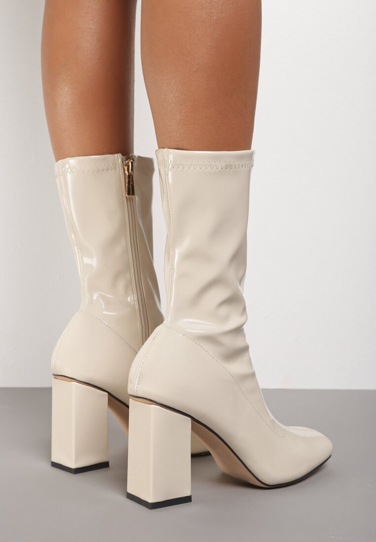 

Бежеві Ботильйони, Бежевий