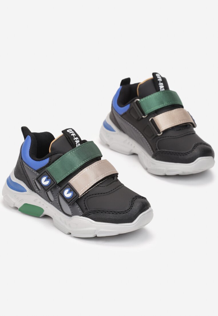 

Чорні Кросівки, Чорний