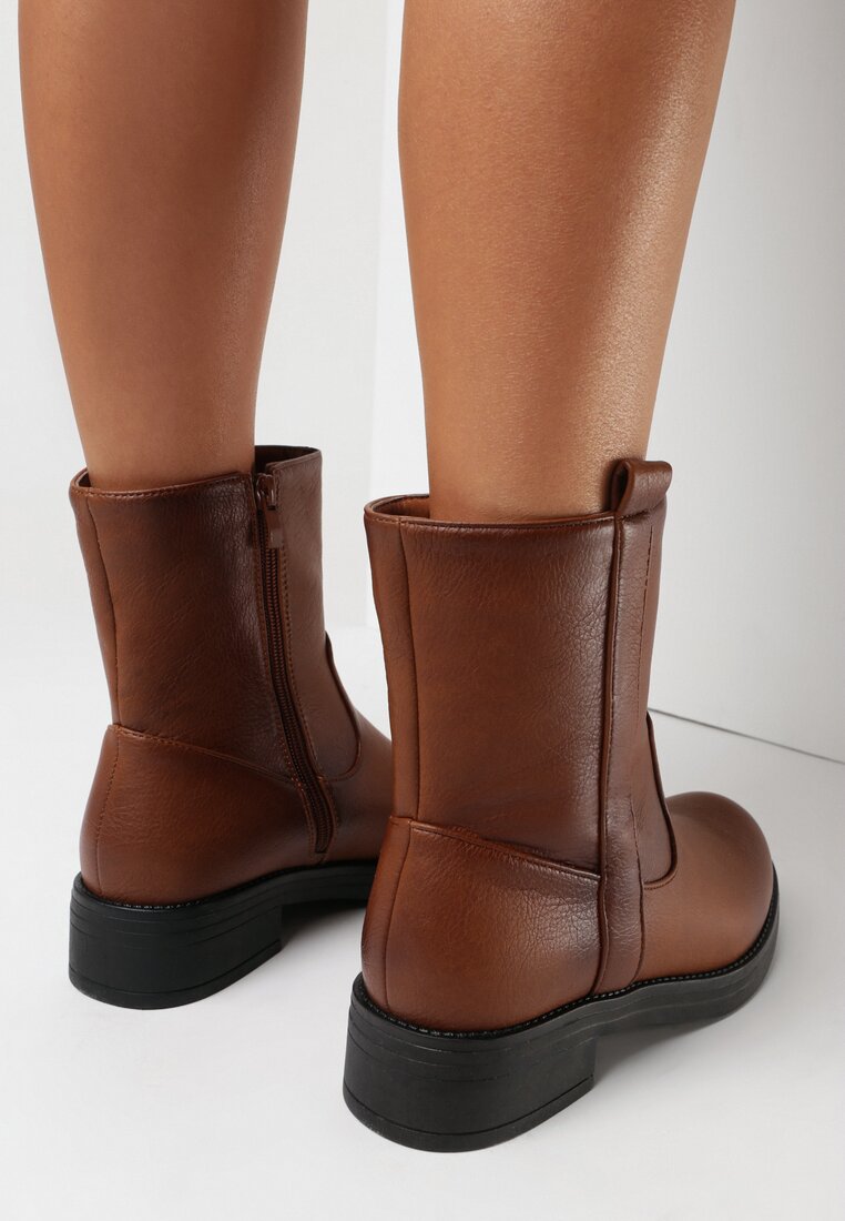 

Карамельні Черевики, Карамельний