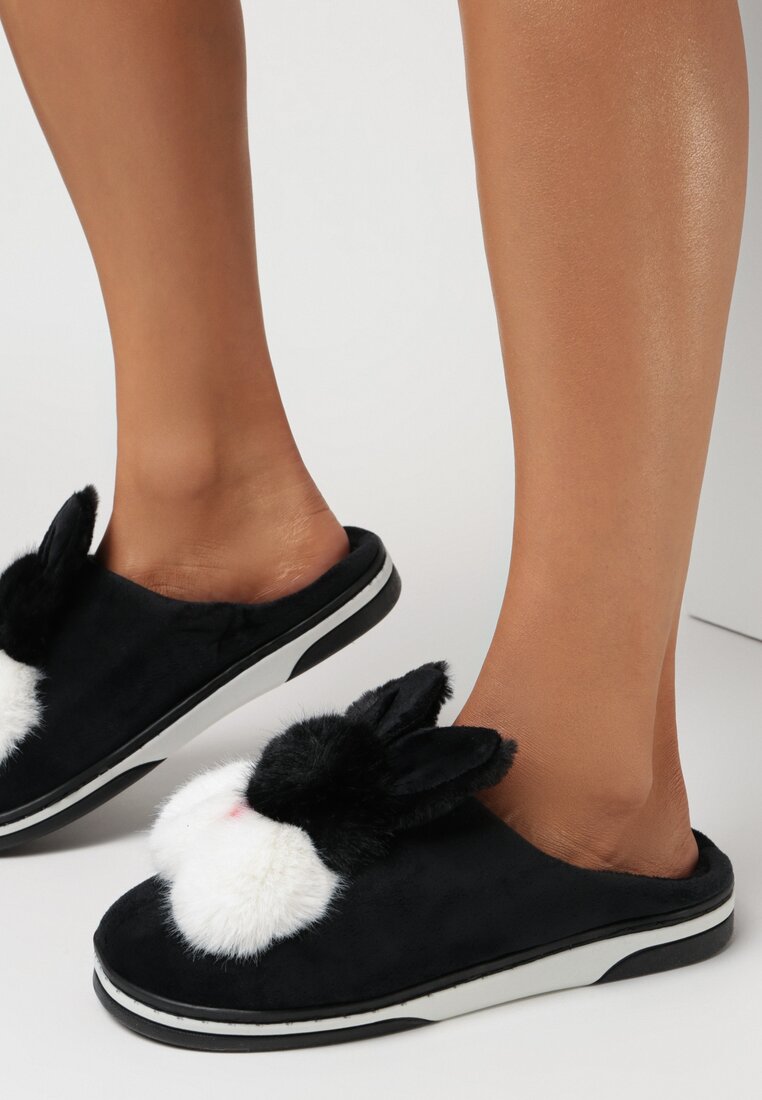 Чорні Тапки