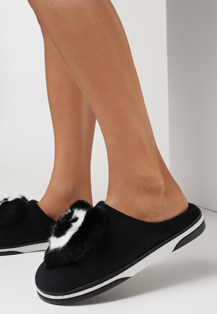 Чорні Тапки