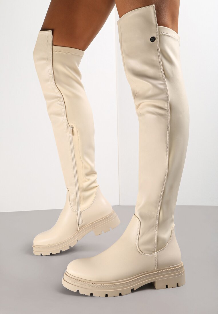 

Бежеві Чоботи, Бежевий