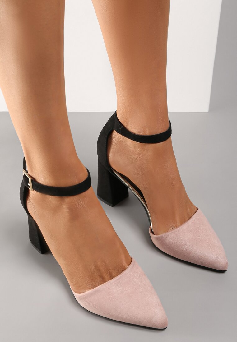 

Чорно-Рожеві Туфлі, Рожевий