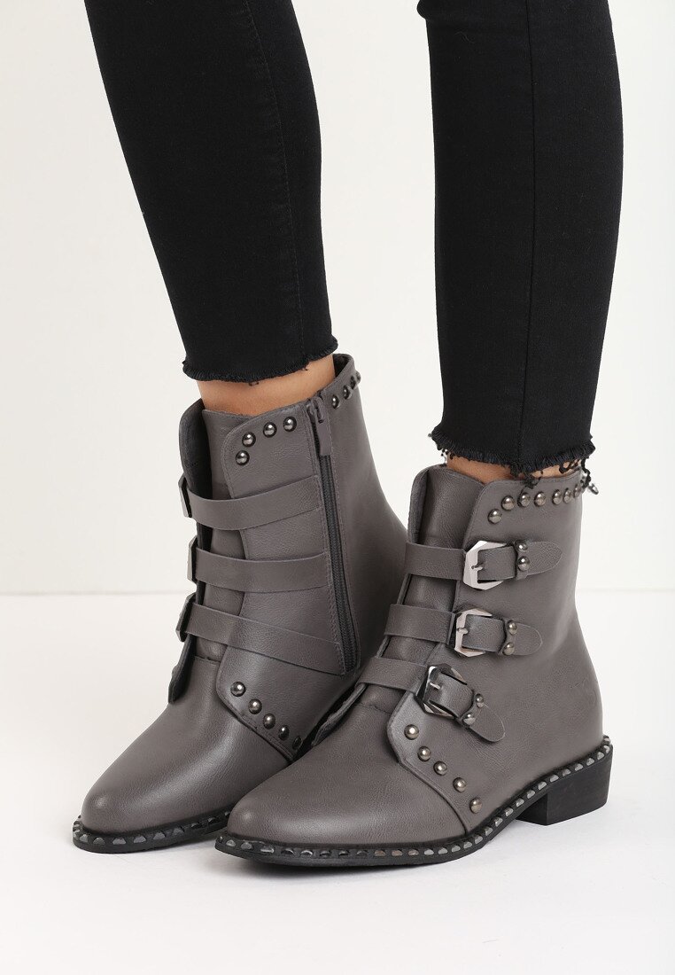 Ботинки серого цвета